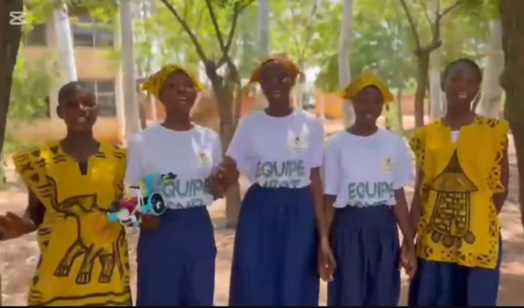 TEAM ETOILE FILANTE DU LYCEE HOUPHOUET BOIGNY DE KORHOGO